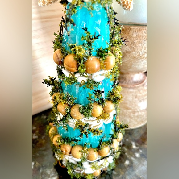 Aurora Quartz and seashell holiday tree - Picture 8 of 9